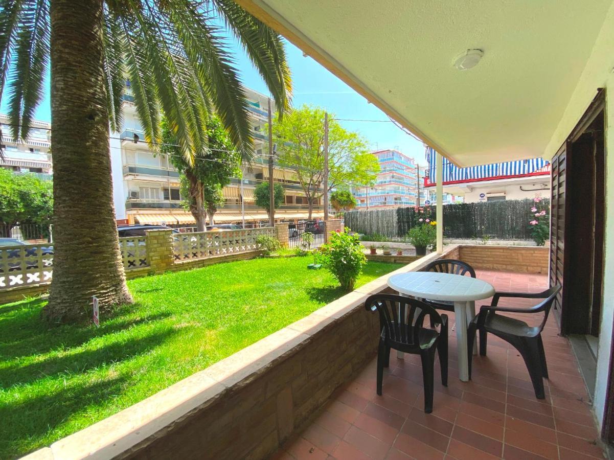 Apartamentos Flandria Салоу Екстериор снимка