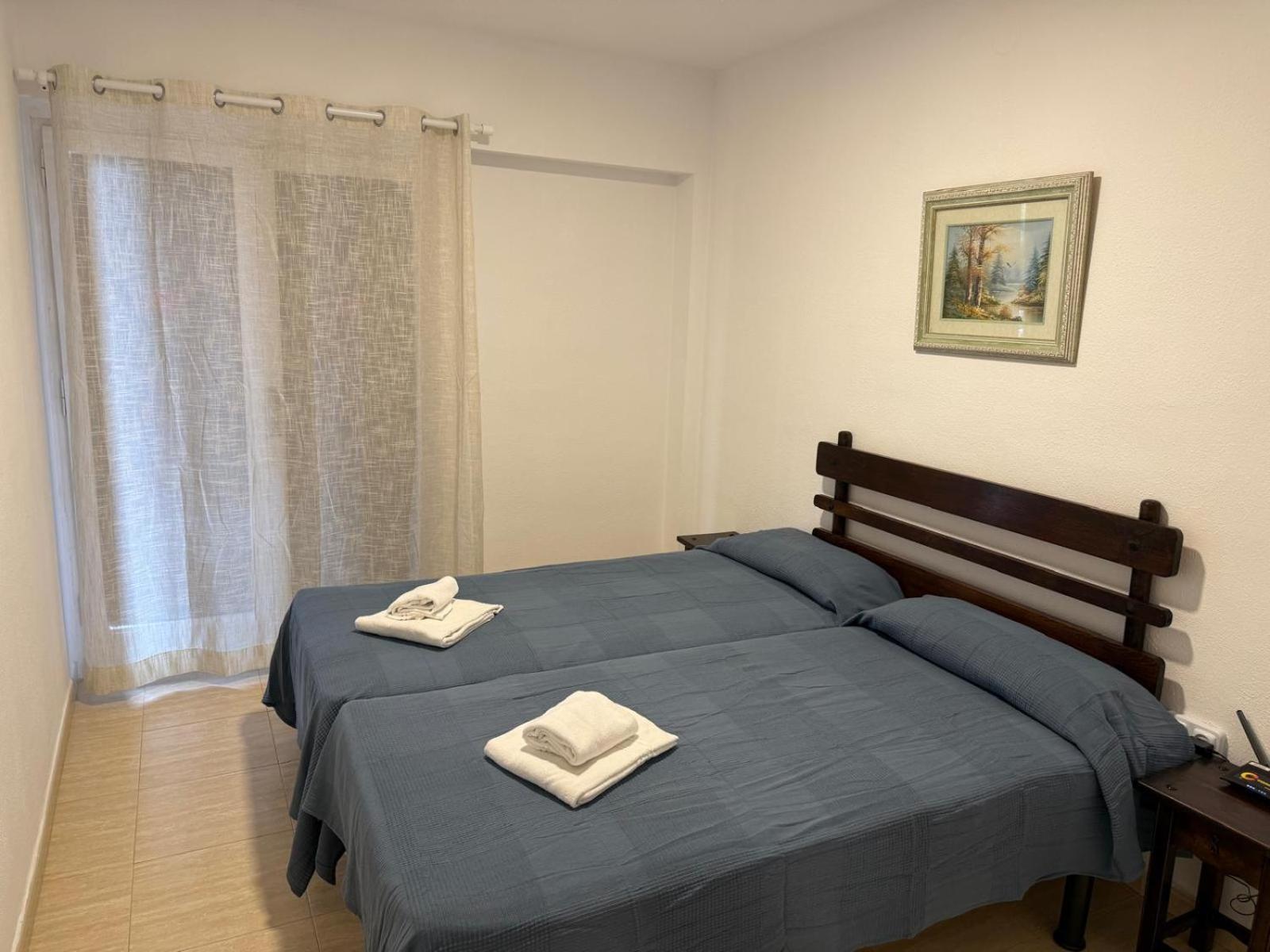 Apartamentos Flandria Салоу Екстериор снимка