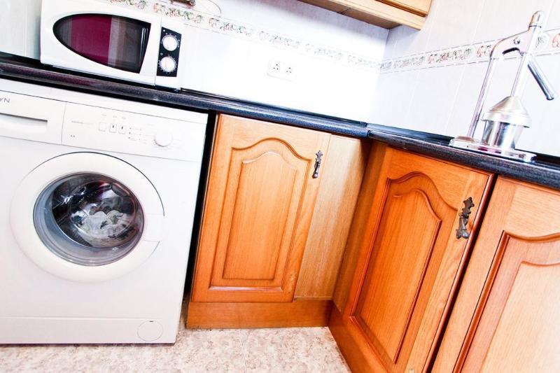 Apartamentos Flandria Салоу Екстериор снимка