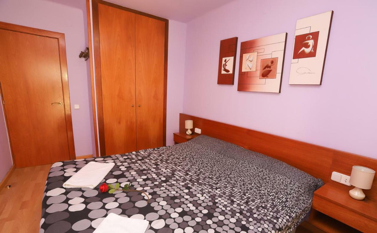 Apartamentos Flandria Салоу Екстериор снимка