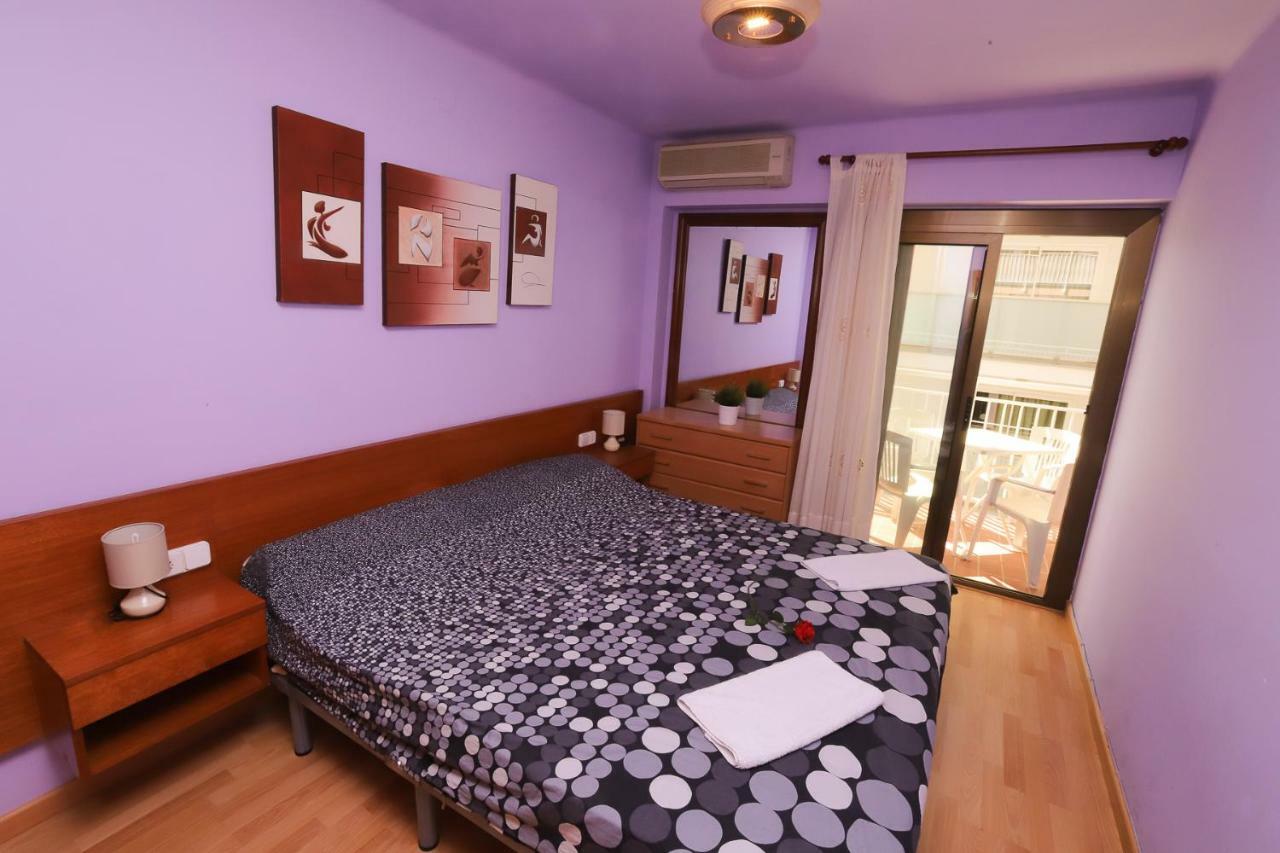 Apartamentos Flandria Салоу Екстериор снимка